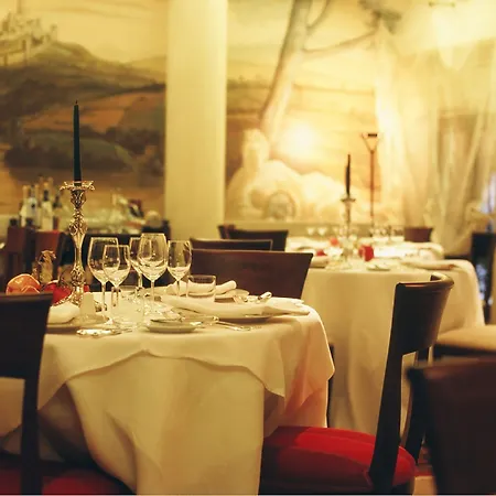 ホテル Abbazia Relais & Chateaux Follina