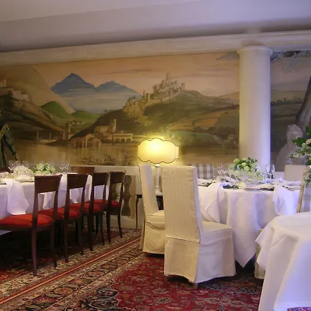 Abbazia Relais & Chateaux Hotell 5*